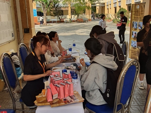 Tuyển sinh nghề thẩm mỹ ngày 4/4/2024 tại trường THPT Trảng Bàng, Huyện Gò Dầu, Tây Ninh