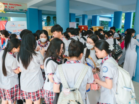 Tuyển sinh ngành thẩm mỹ tại trường Giáo dục thường xuyên Quận 12 ngày 13/05/2024