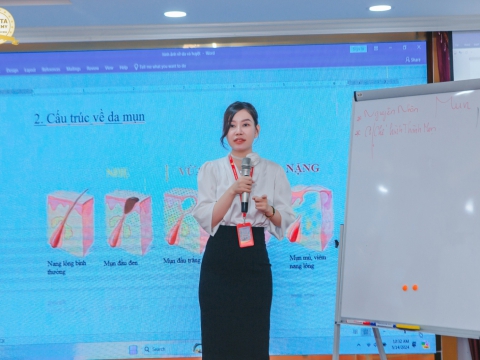 Phòng học lý thuyết chăm sóc da Carita