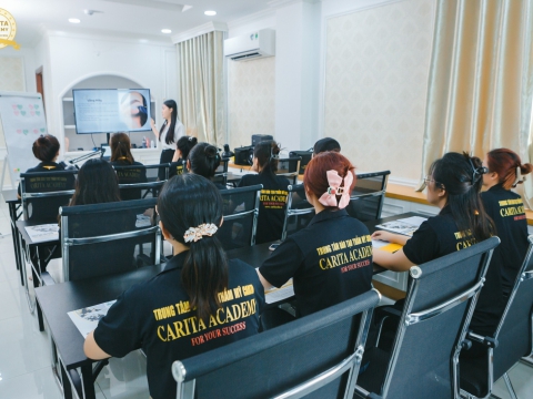 Phòng lý thuyết phun xăm Carita