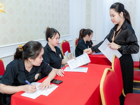 Phối hợp đối tác tổ chức thi An toàn y tế tháng 7/2024 tại Hội trường Carita Academy