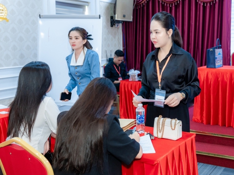 Phối hợp đối tác tổ chức thi An toàn y tế tháng 7/2024 tại Hội trường Carita Academy