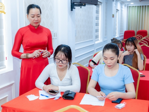 Phối hợp đối tác tổ chức thi An toàn y tế tháng 7/2024 tại Hội trường Carita Academy