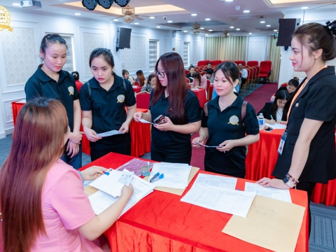 Phối hợp đối tác tổ chức thi An toàn y tế tháng 7/2024 tại Hội trường Carita Academy