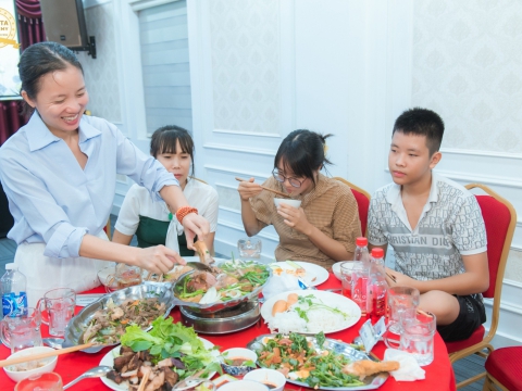 Ngày Hội Giao Lưu: Kết Nối Nhân Viên, Học Viên và Giáo Viên