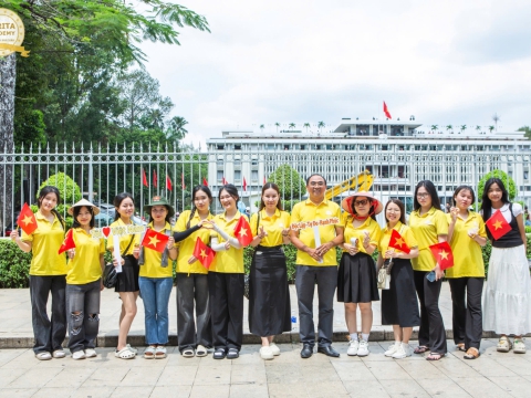 CARITA ACADEMY VỚI HÀNH TRÌNH VĂN HOÁ CHÀO MỪNG 50 NĂM GIẢI PHÓNG MIỀN NAM THỐNG NHẤT ĐẤT NƯỚC  30.4.2025