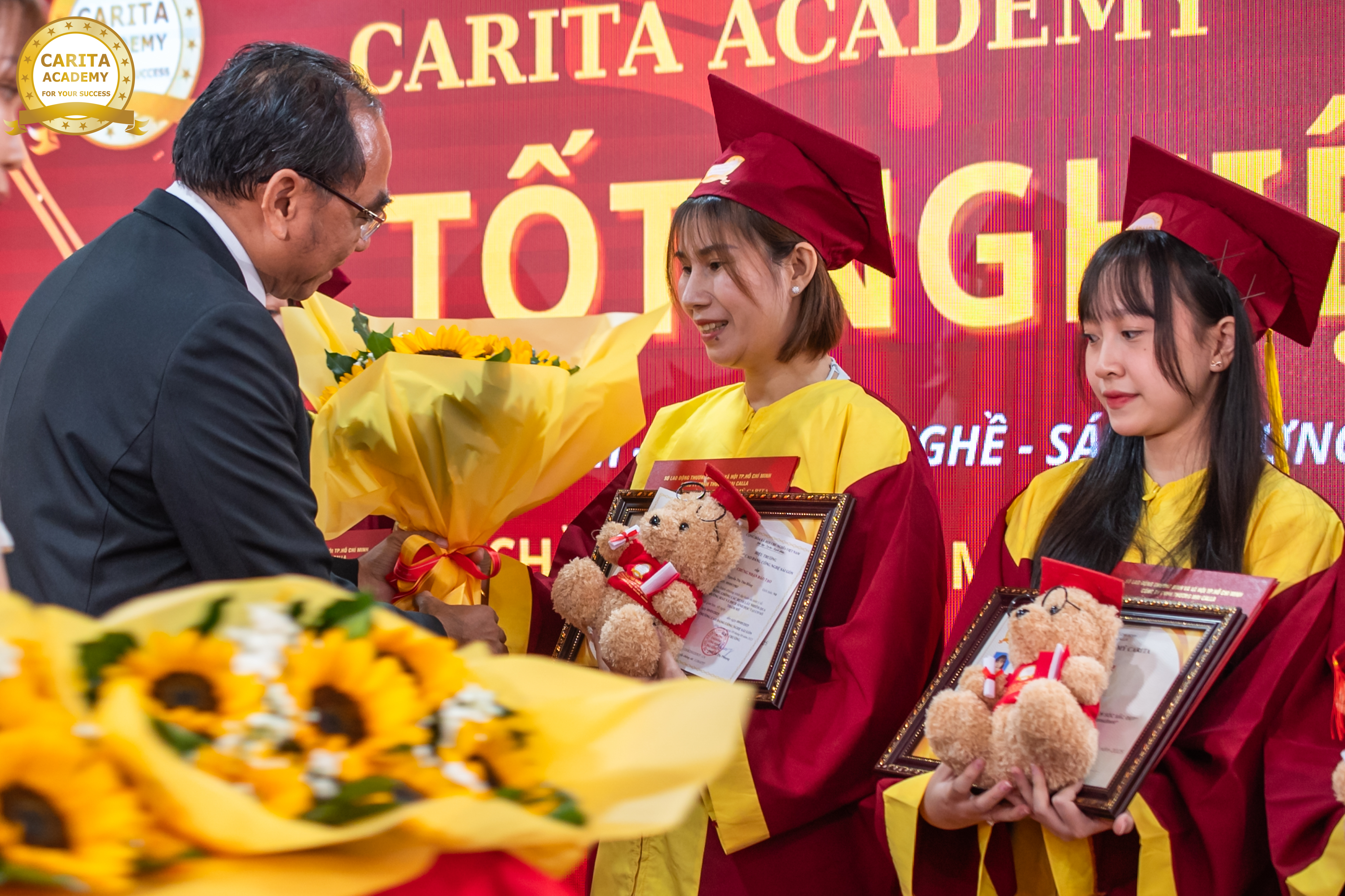 Lễ tốt nghiệp Carita Academy